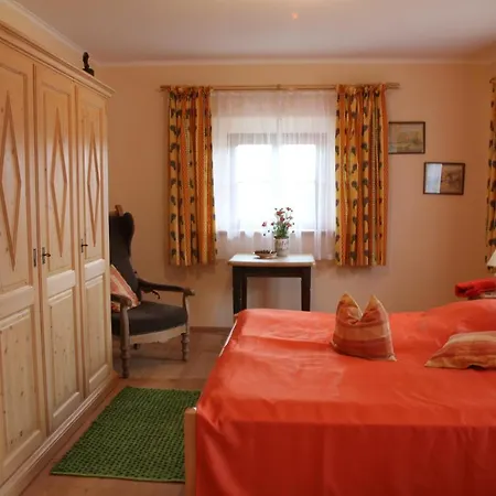 Schusterhof Orman Evi Bergen (Traunstein)