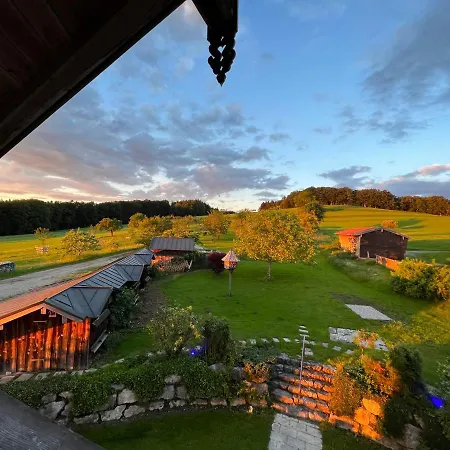 Schusterhof Bergen (Bavaria)